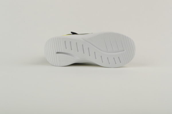 WILLIAM - Image 6