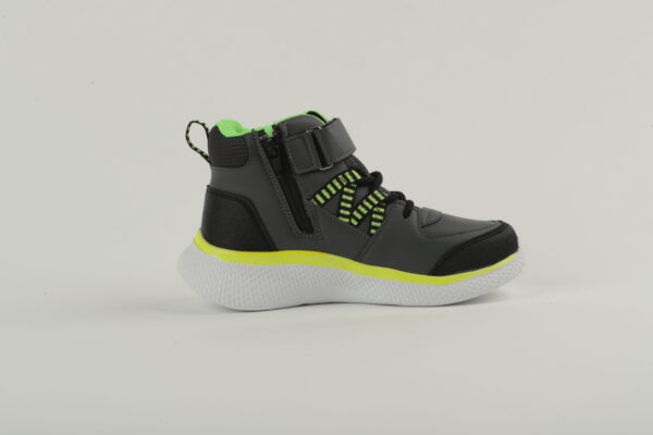 WILLIAM - Image 3